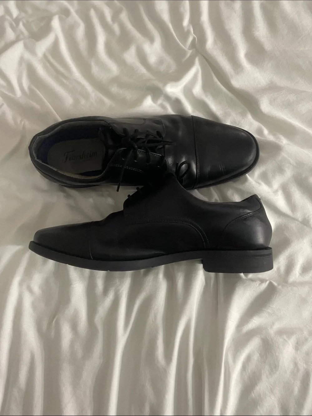 Florsheim Black Leather Cap-Toe Derby Dress Shoes